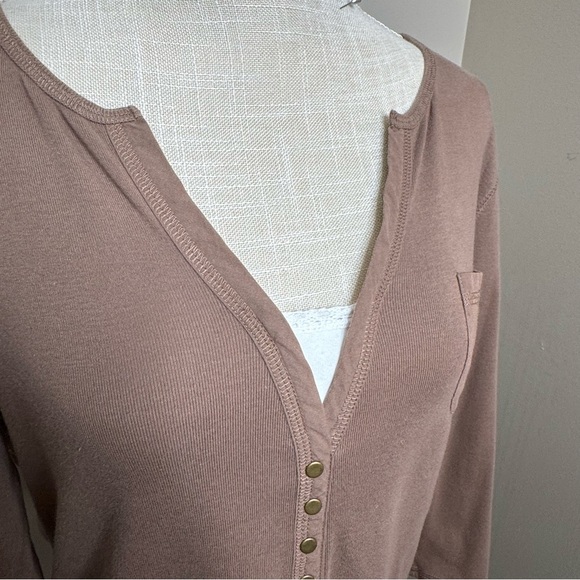 🤎 Faux Layered Henley Top | Style & Co | Size XL - Picture 5 of 10